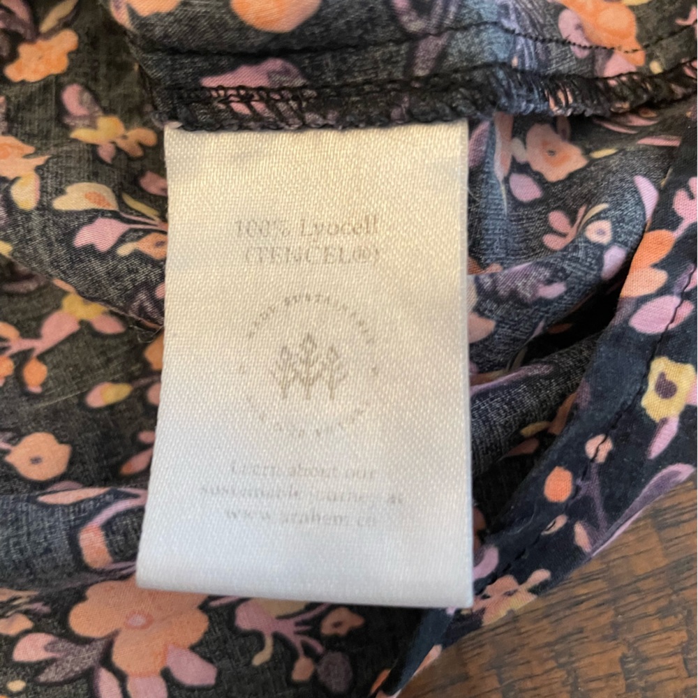 Arnhem Bloom Blouse and Midi Skirt Set in Nightshade floral black  medium Euc - Picture 9 of 11